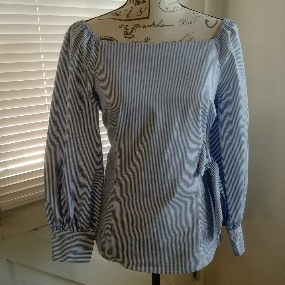 7th Avenue off shoulder blouse